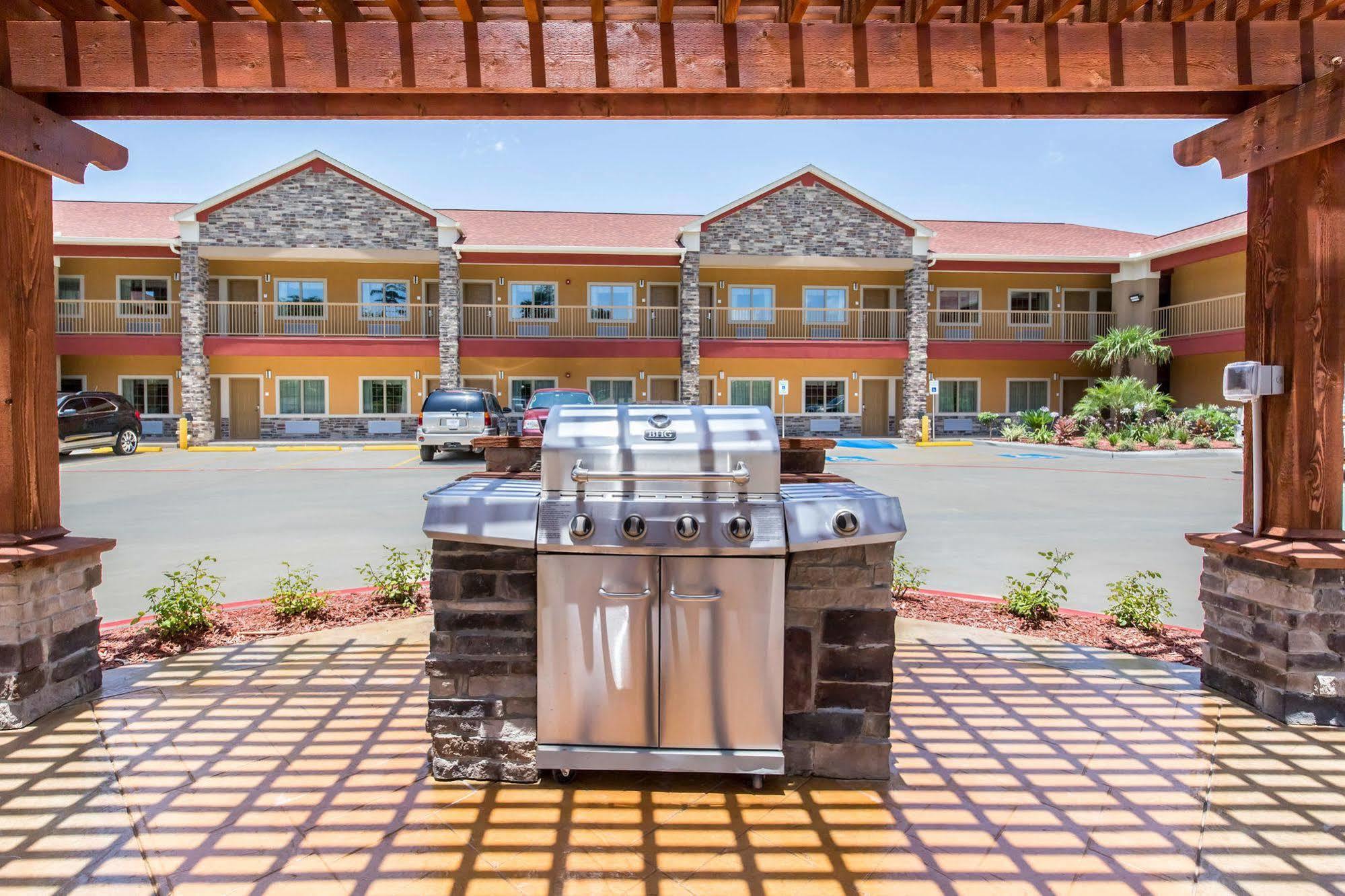Scottish Inns & Suites Spring - Houston North Exterior foto